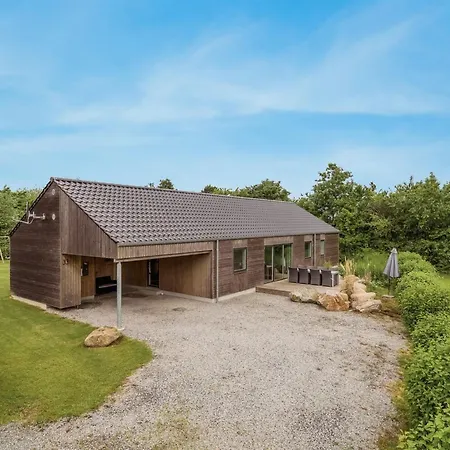Anabel - 800m From The Sea By Interhome *