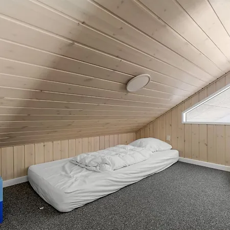 Anabel - 800m From The Sea By Interhome *